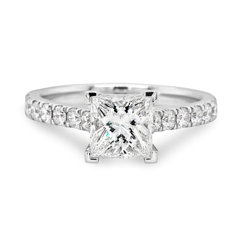 18ct White Gold 1.5CT Princess Cut Diamond Engagement Ring T