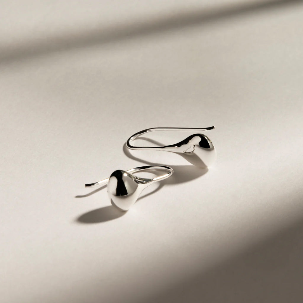 Najo Baby Tear Hook Sterling Silver Hooks E3231