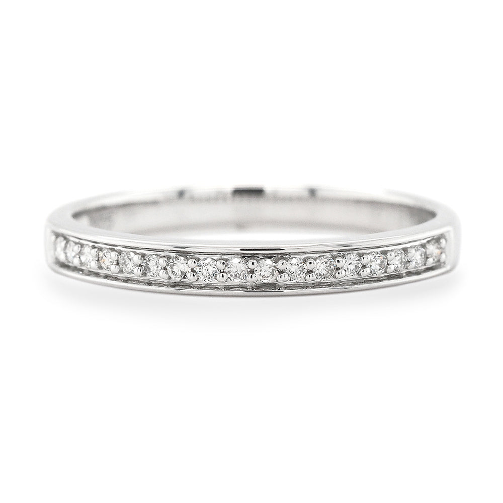 9ct White Gold Grain Set Diamond Wedding Band TDW: 0.10CT