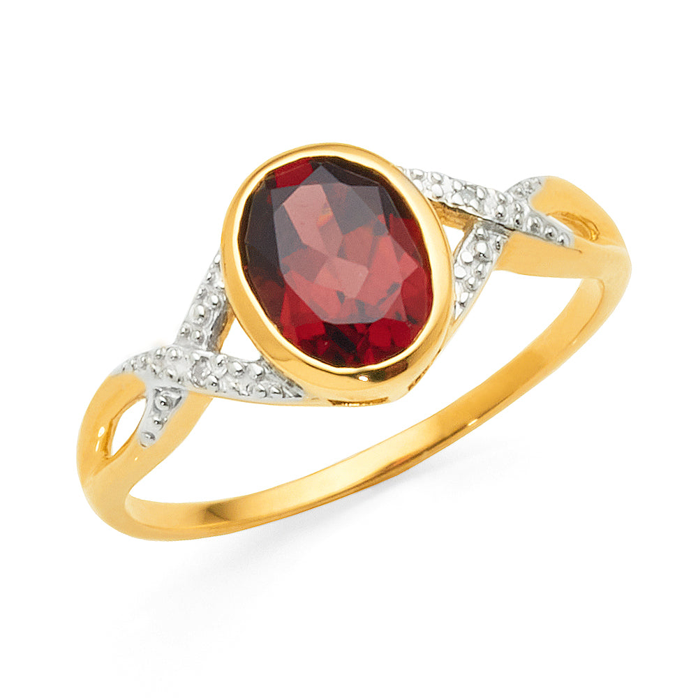 9ct Yellow Gold Oval Garnet & Diamond Ring