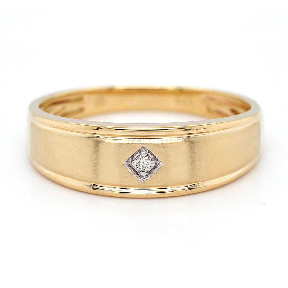 9ct Yellow Gold Diamond Set Gents Band Engraved Line Edges