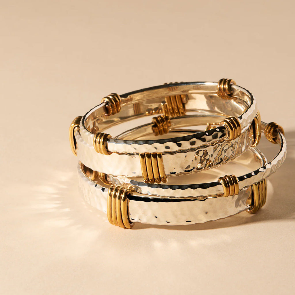 Najo Tumbaga 'Amarres' Bangle (64mm) B6129-64