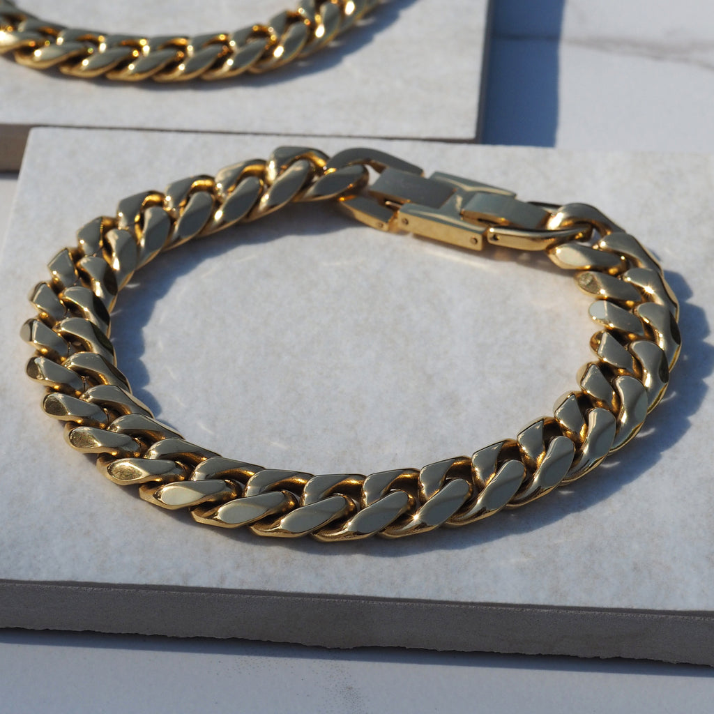 Blaze Gold Tone Stainless Steel Flat Curb Link 22cm Bracelet