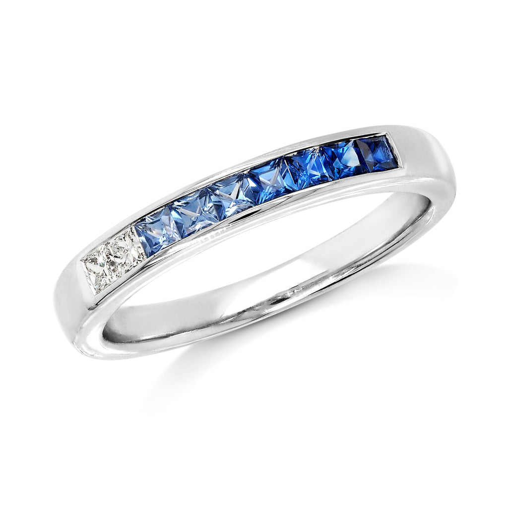 18ct White Gold Ceylon Sapphire & Diamond Ring TDW: 0.10CT