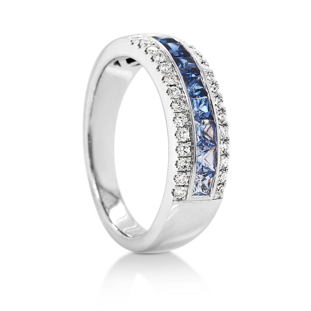 18ct White Gold Ceylon Sapphire & Diamond Ring TDW: 0.26CT