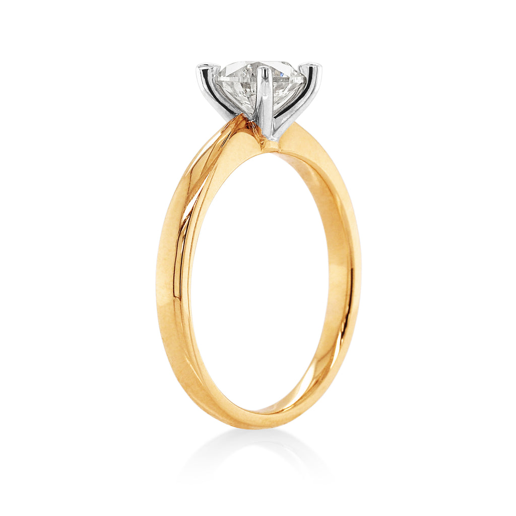18ct Yellow Gold 1.01ct Diamond Solitaire Engagement Ring