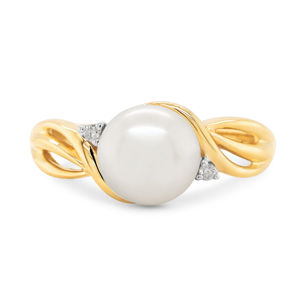 9ct Yellow Gold Pearl & Diamond Offset Shoulder Ring