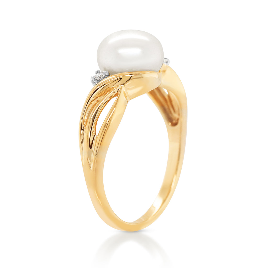 9ct Yellow Gold Pearl & Diamond Offset Shoulder Ring