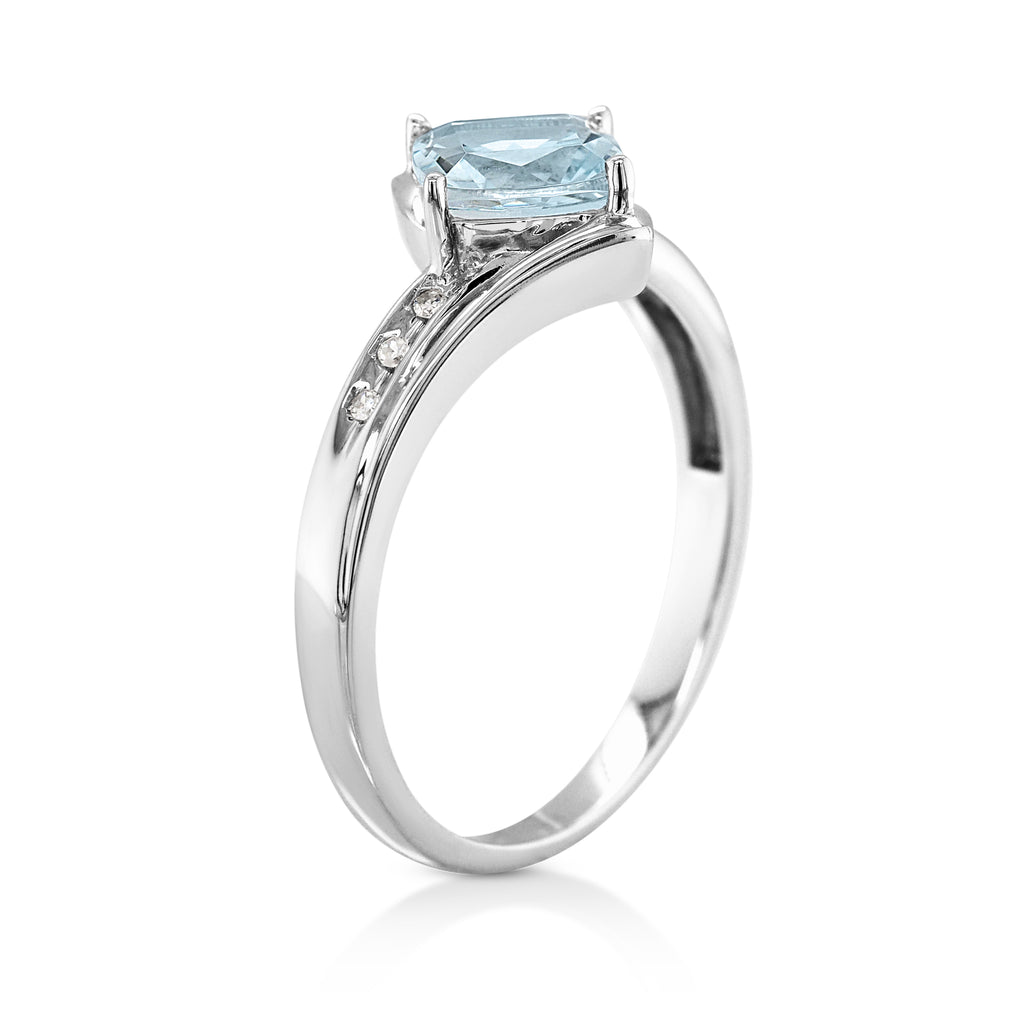 9ct White Gold Cushion Cut Aquamarine & Diamond Ring