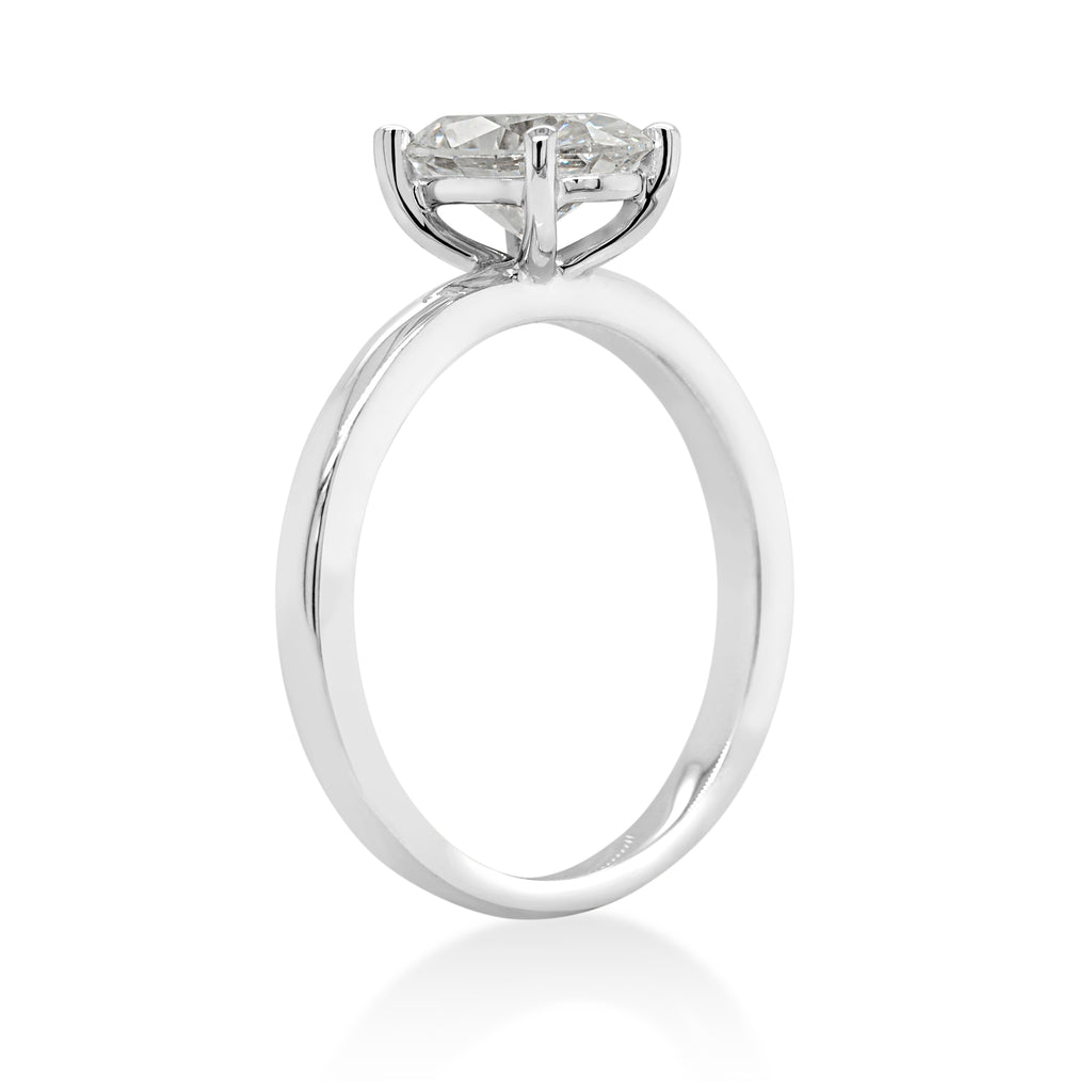 18ct White Gold Lab-Created 1.66CT Oval Diamond Solitaire Ri