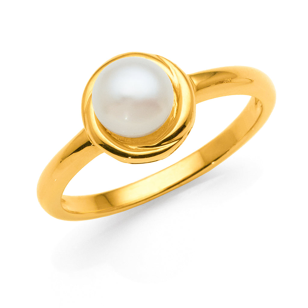 9ct Yellow Gold Button Freshwater Pearl Ring