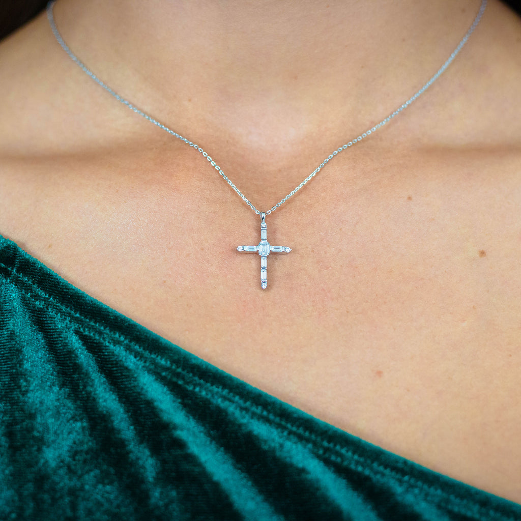 Georgini 'Gifts' Silver Baguette Cubic Zirconia Cross Pendan