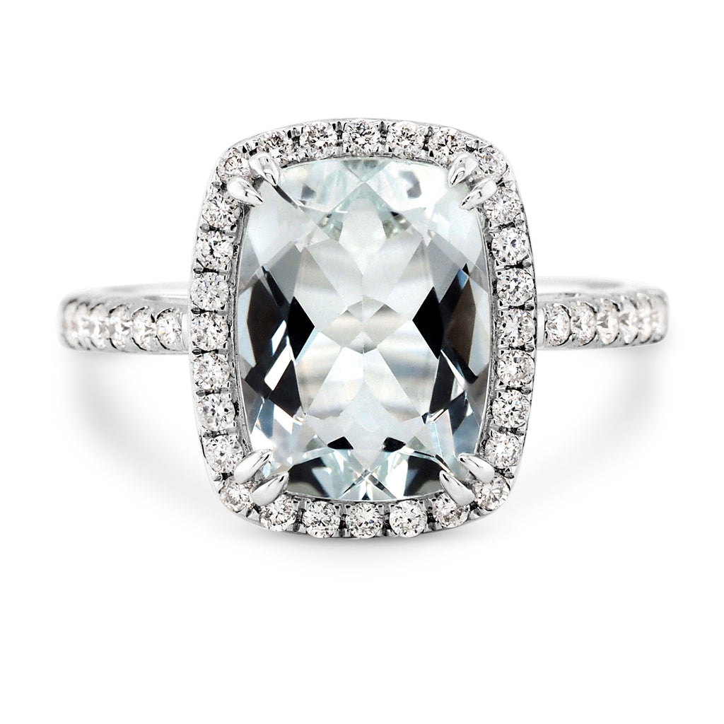 18ct White Gold Cushion Cut Aquamarine & Diamond Halo Ring T