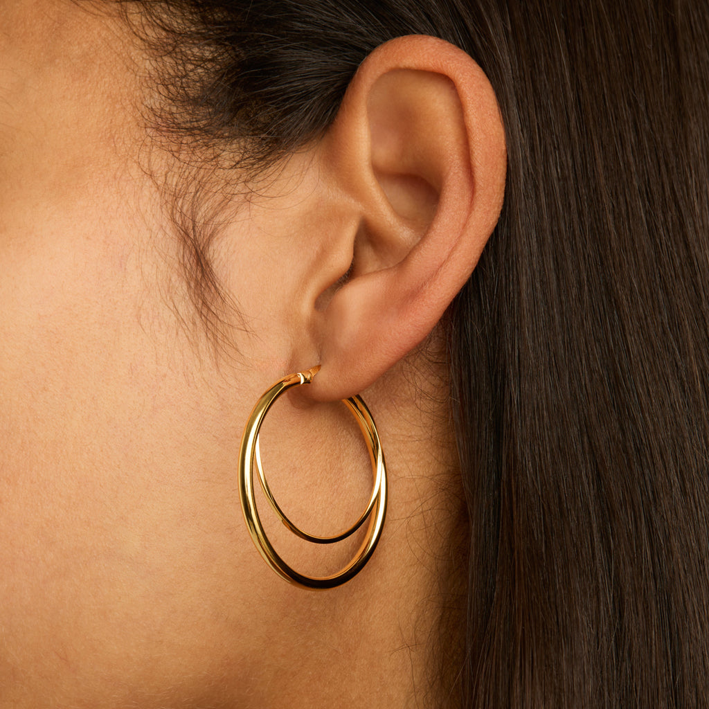 Najo 'Whirlpool' Gold Tone Hoop Earring E7012