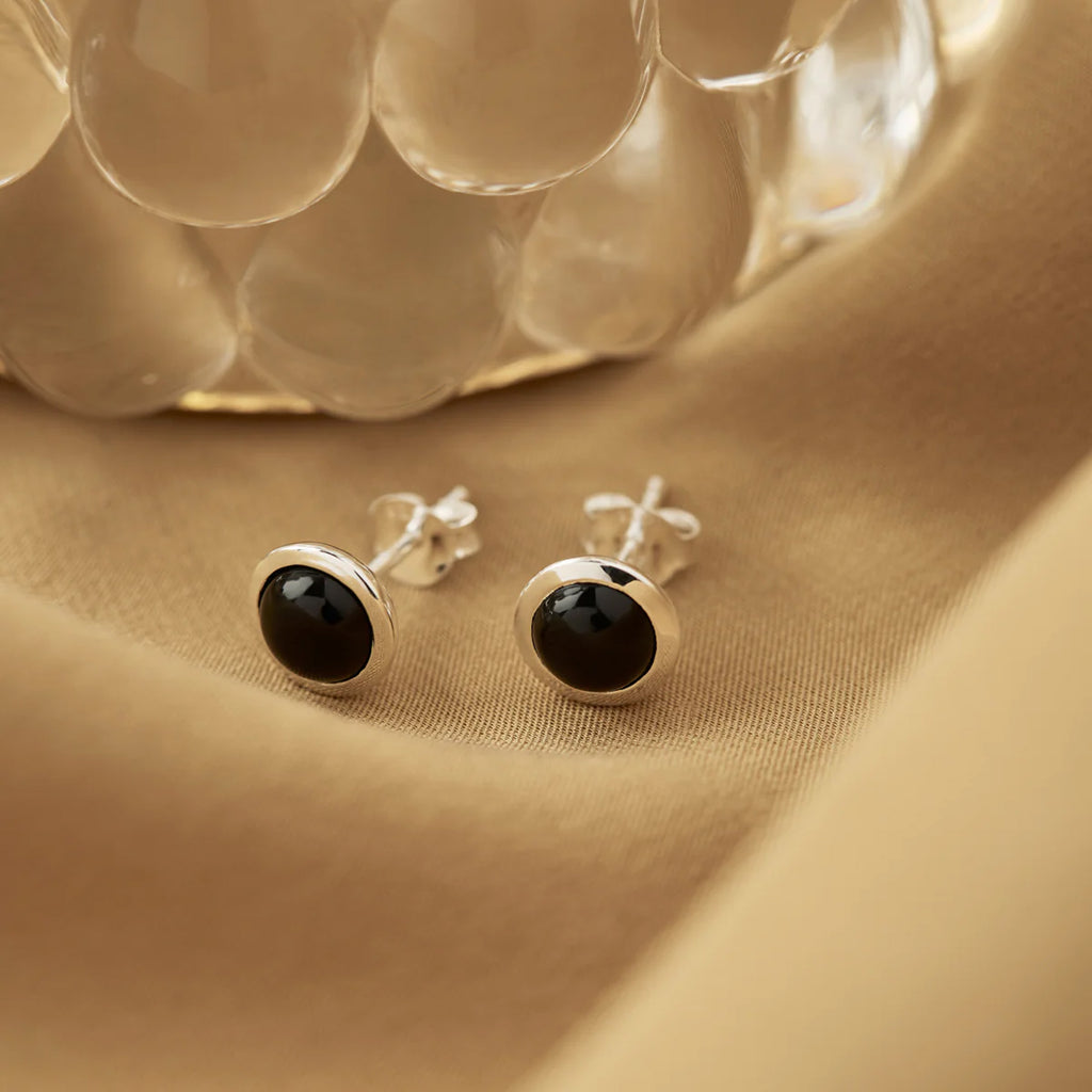 Najo 'Husk' Sterling Silver Black Onyx Stud Earrings E7058