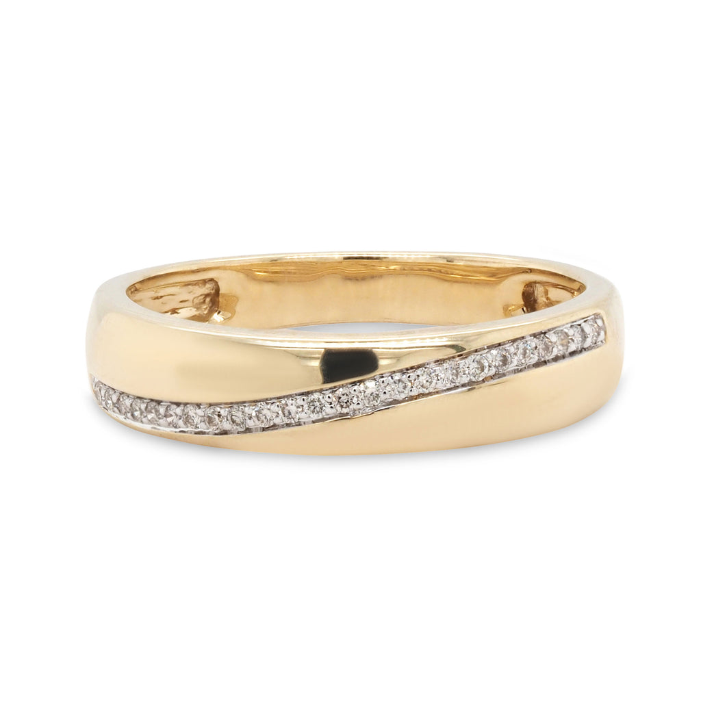 9ct Yellow Gold Diagonal Grain Set Diamond Tapered Band TDW