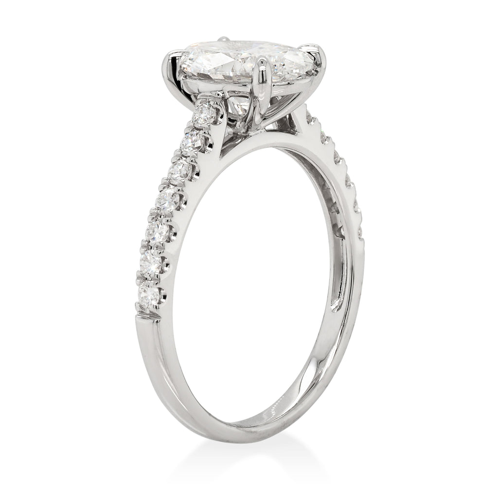 18ct White Gold Oval Lab Grown Diamond Engagement Ring TDW1.